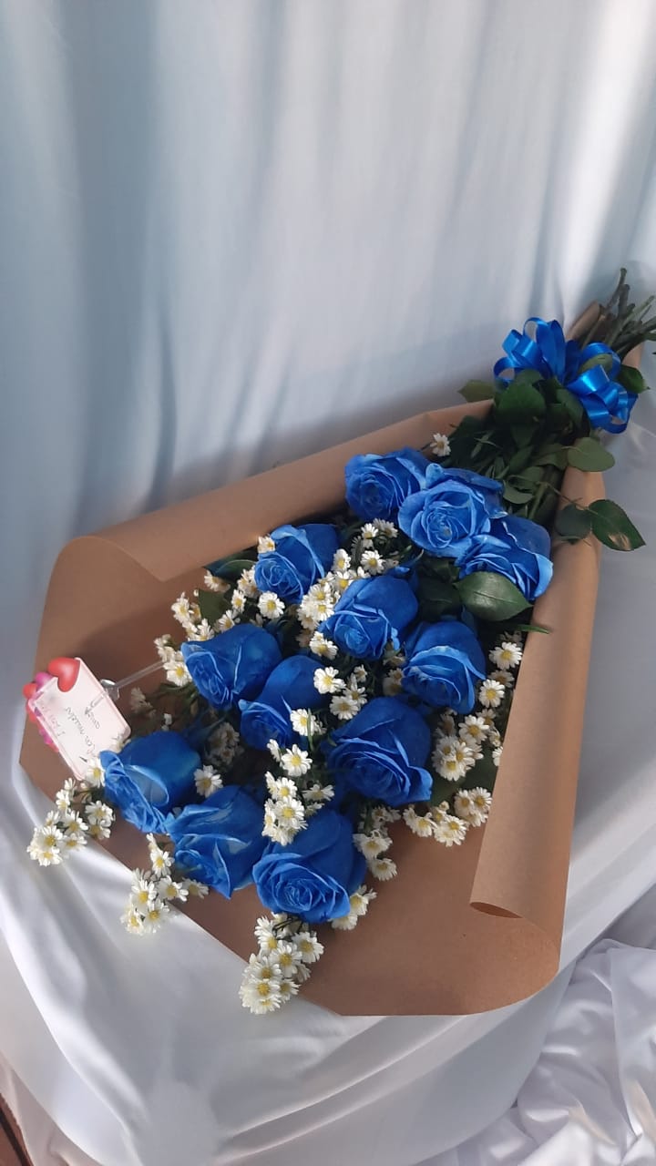 Ramos de Rosas Azules – Floristería Managua