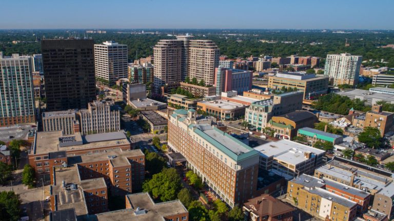 10 Best Places to Live in Illinois